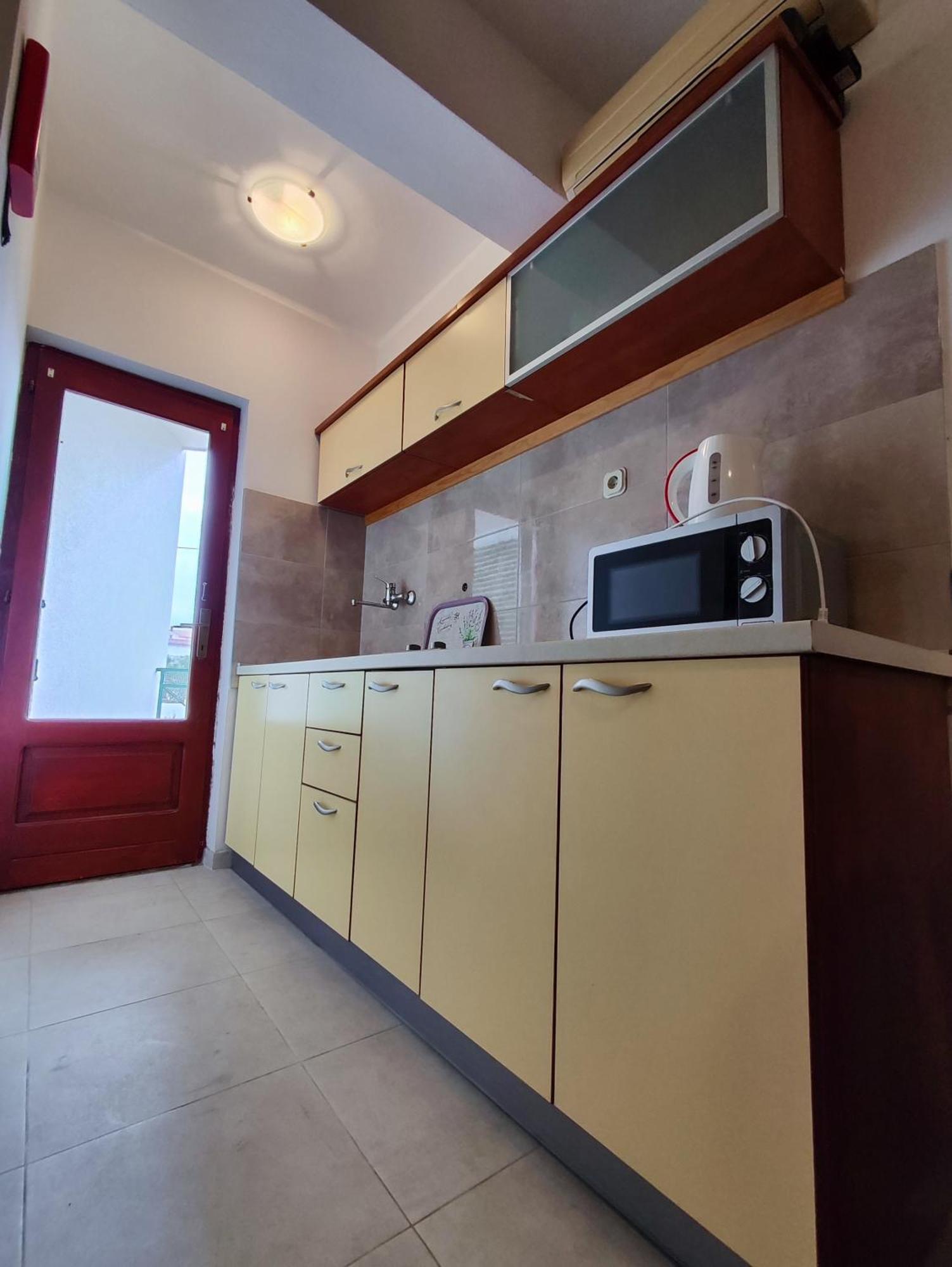 Apartmani Ivandic Murter Bilik gambar